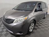 Used 2016 Toyota Sienna L image 3