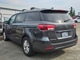 Used 2017 Kia Sedona LX w/ LX Essentials Premium Package image 4