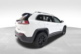Used 2019 Jeep Cherokee Trailhawk image 4