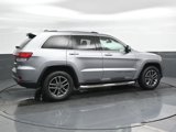 Used 2020 Jeep Grand Cherokee Laredo w/ Quick Order Package 2BN North image 4