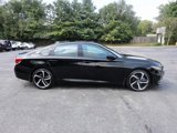 Used 2018 Honda Accord Sport image 4