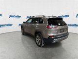 Used 2019 Jeep Cherokee Limited image 6