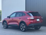 Used 2022 Ford Escape SE image 3