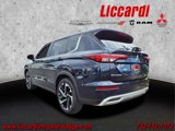 Used 2022 Mitsubishi Outlander SE image 4