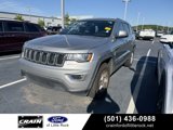 Used 2017 Jeep Grand Cherokee Laredo image 3