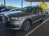 Used 2017 Audi Q7 3.0T Prestige w/ Prestige Package image 4