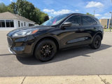 Used 2022 Ford Escape SE image 3