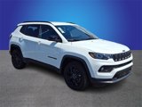 New 2025 Jeep Compass Latitude image 2