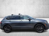 Used 2024 Volkswagen Tiguan SE w/ Panoramic Sunroof Package image 4