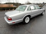 Used 2001 Jaguar XJ8 image 5