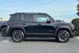 Used 2023 Jeep Renegade Latitude image 3