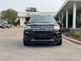 Used 2018 Ford Explorer XLT image 3
