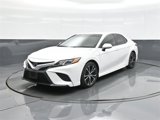 Used 2020 Toyota Camry SE image 3