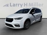 New 2025 Chrysler Pacifica Pinnacle image 4