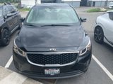 Used 2017 Kia Sedona L image 3