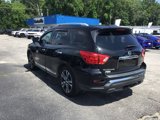 Used 2018 Nissan Pathfinder Platinum image 4
