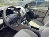 Used 2015 Ford Focus SE image 2