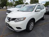 Used 2016 Nissan Rogue S w/ Appearance Package image 3