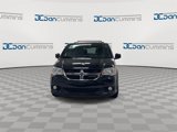 Used 2019 Dodge Grand Caravan SXT image 3
