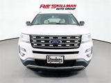 Used 2017 Ford Explorer XLT w/ Equipment Group 201A image 2