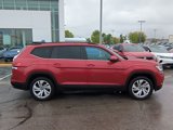 Used 2022 Volkswagen Atlas SE image 2