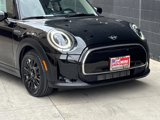 Used 2022 MINI Cooper 2-Door Hardtop image 2
