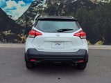 Used 2019 Nissan Kicks SV image 5