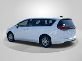 New 2025 Chrysler Pacifica Select image 4