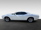 Used 2017 Dodge Challenger SXT image 3