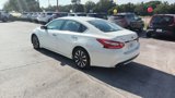Used 2017 Nissan Altima 2.5 SV image 3