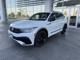 Used 2022 Volkswagen Tiguan SE R-Line image 2