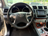 Used 2013 Toyota Highlander Limited image 3