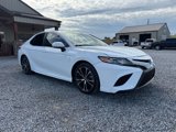 Used 2018 Toyota Camry SE image 4