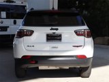 Used 2022 Jeep Compass Trailhawk image 5