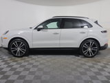 Certified 2024 Porsche Cayenne image 2
