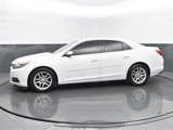 Used 2015 Chevrolet Malibu LT w/ Power Convenience Package image 2