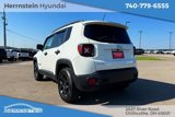 Used 2017 Jeep Renegade Latitude w/ Cold Weather Group image 5