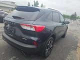 Used 2022 Ford Escape SE w/ SE Sport Appearance Package image 3
