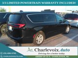 Used 2023 Chrysler Pacifica Touring-L image 6