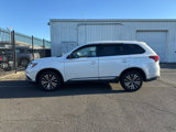Used 2019 Mitsubishi Outlander ES image 2