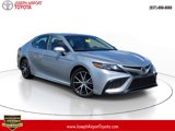 Used 2023 Toyota Camry SE image 1