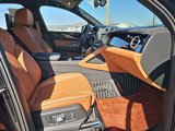 Used 2023 Bentley Bentayga image 2