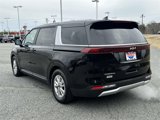 Used 2024 Kia Carnival LX image 5