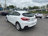 Used 2018 Chevrolet Cruze LT image 3