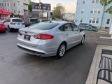 Used 2017 Ford Fusion SE w/ Fusion SE Technology Package image 5