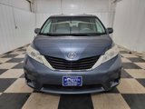 Used 2014 Toyota Sienna LE image 2