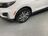 Used 2022 Chevrolet Equinox Premier image 3