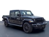 Used 2023 Jeep Gladiator Overland image 4