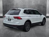 Used 2020 Volkswagen Tiguan SE w/ Panoramic Sunroof Package image 5