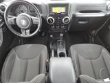 Used 2018 Jeep Wrangler Unlimited Rubicon w/ Connectivity Group image 2